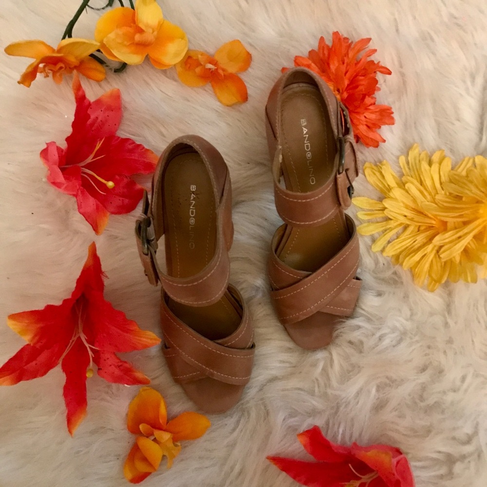 Bandolino 4” Heels - Picture 4 of 5
